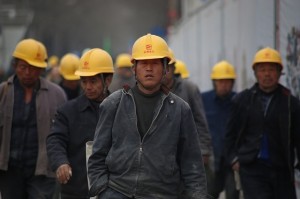muncitori industria siderurgica