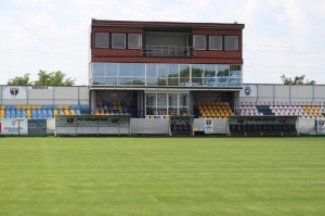 Modernizzazione delle vie di accesso allo stadio con lamiera bugnata zincata